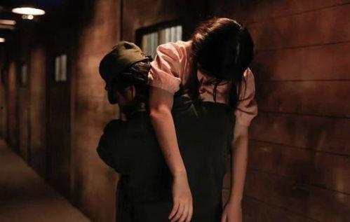 变态色魔在线观看,网络深渊中的罪恶之旅  第1张